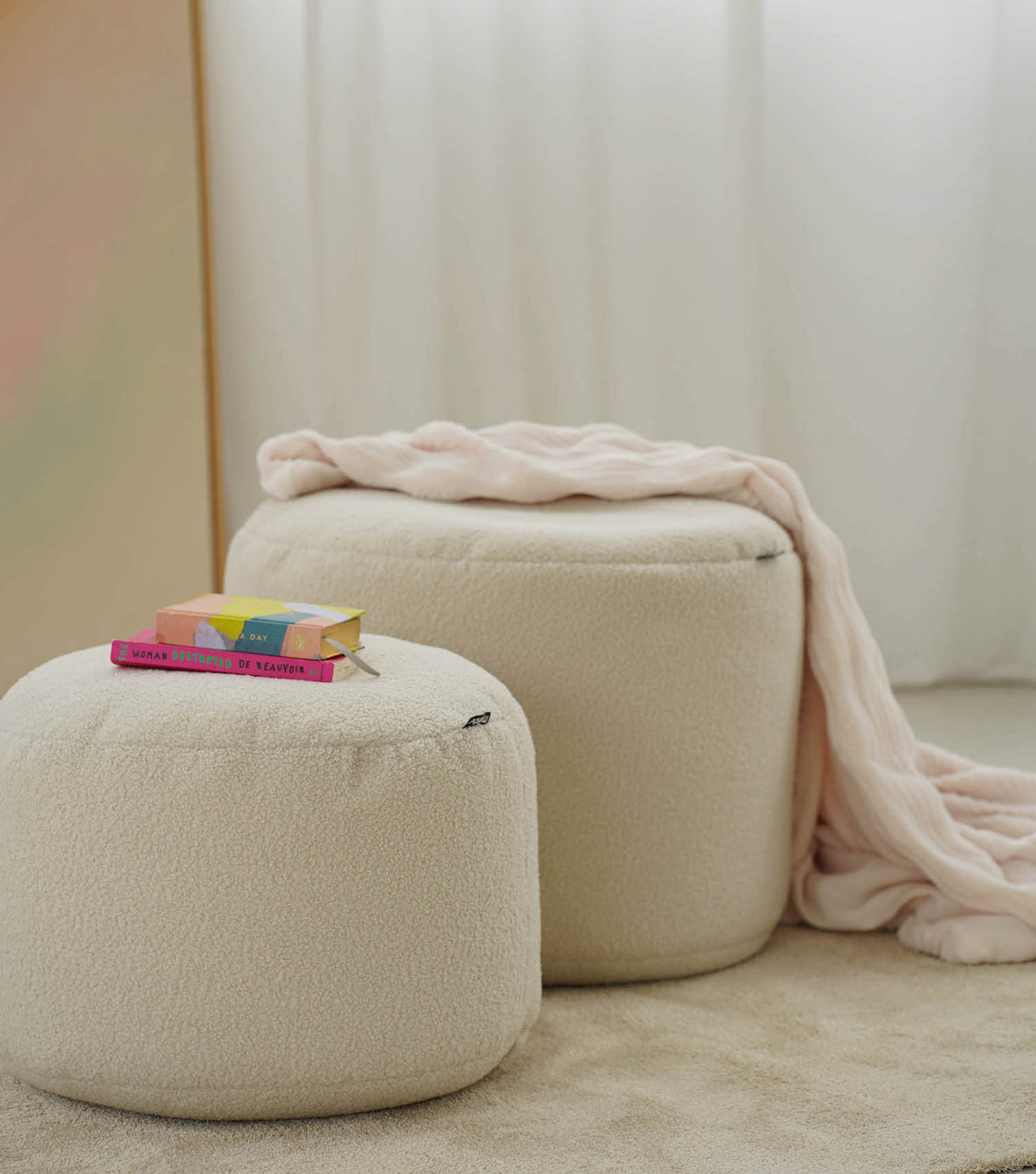 mokebo® 'Mochi' Bouclé pouf seat stool footstool side table